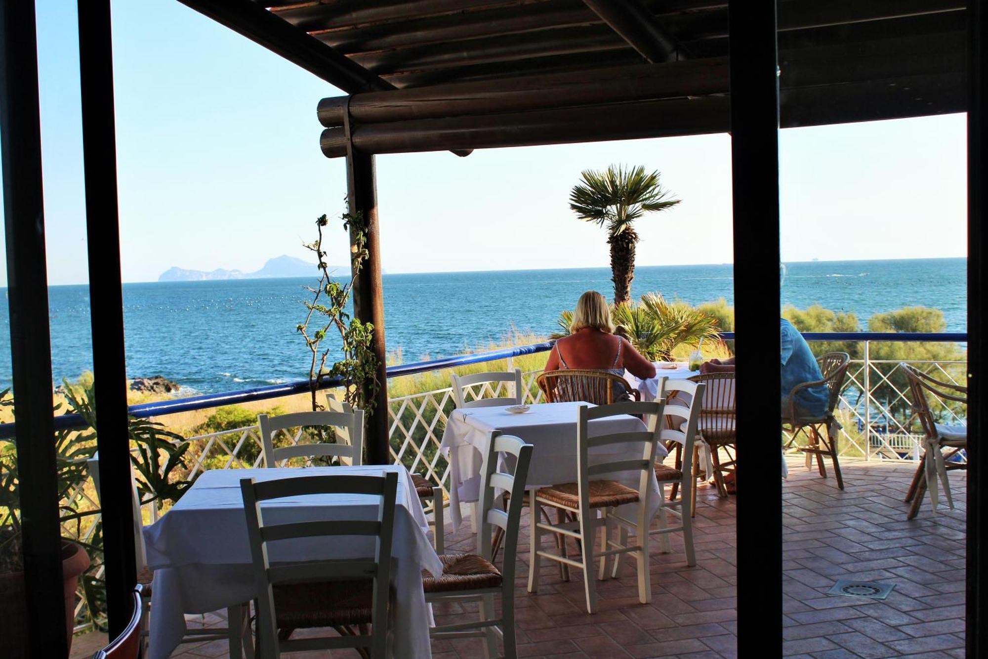 Hotel Puntaquattroventi à Ercolano Extérieur photo