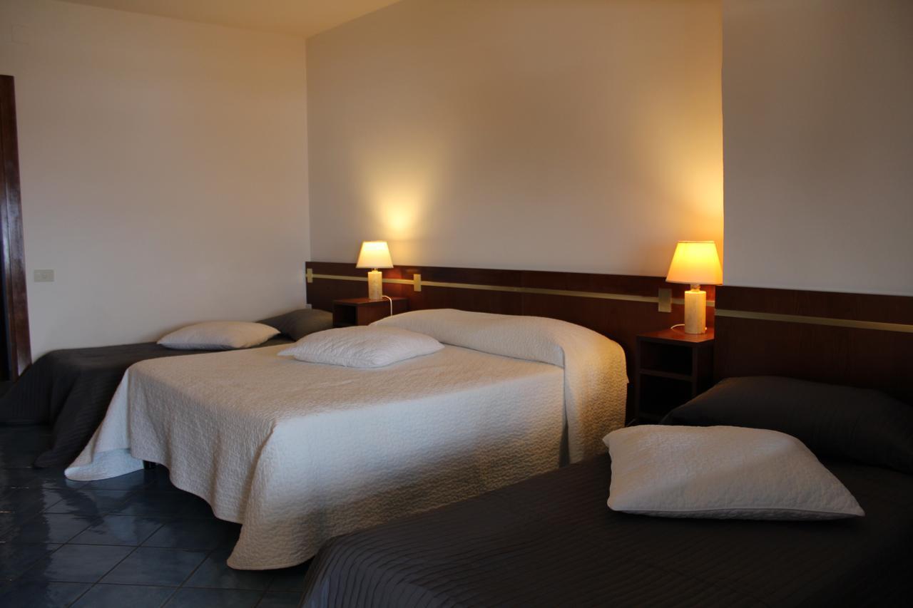 Hotel Puntaquattroventi à Ercolano Extérieur photo